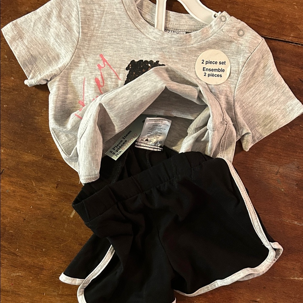 Toddler “Whitney Houston” Outfit - Graphic Tee with Shorts Set (fit 12-18m) - Picture 2 of 4